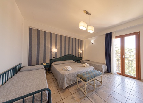 Hôtel Baia del Capitano 4* - 65