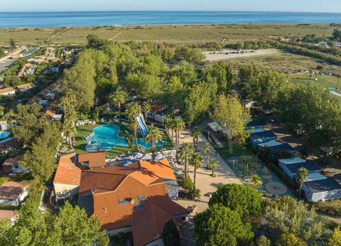 Camping Les Sablines, 4* - 8