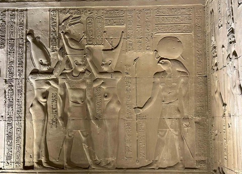 Croisière le Nil en Bleu et nuit à Abou Simbel - 15