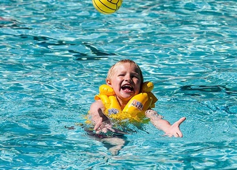 Camping Les Rives du Luberon, 4* - 5