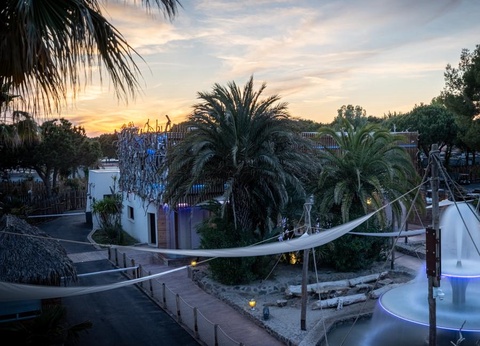 Pirates World Village-club Les Sables d'Or, 4* - 83