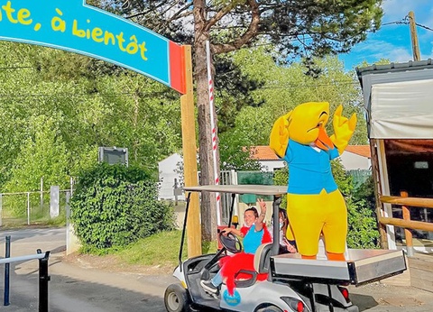 Camping Paradis des Pins - Royan, 4* - 34