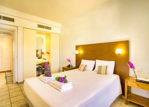 Hôtel Louis Althea Beach 4* - 9