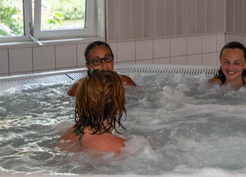Camping des Grottes, 4* - 52