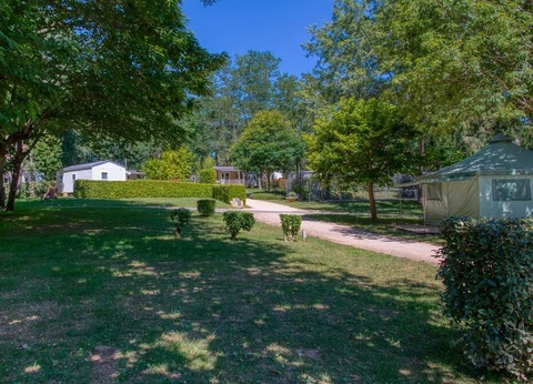 Flower Camping les Nauves, 3* - 23