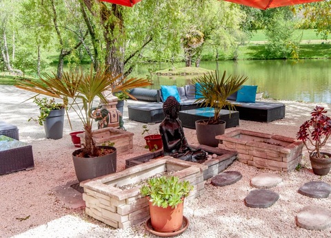 Camping les Etangs du Plessac 4* - 37