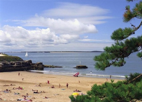 Camping Les Chèvrefeuilles, 4* - 31