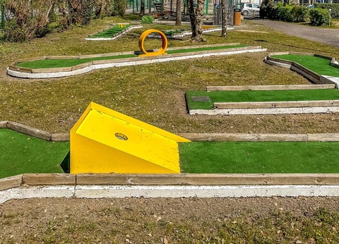 Camping L'Albizia, 4* - 57