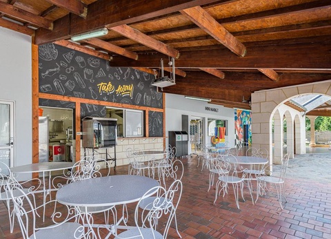 Camping Domaine de la Brèche 5* - 12