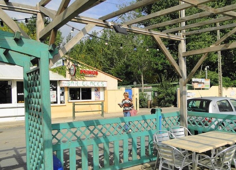 Camping Les Berges du Canal, 4* - 31