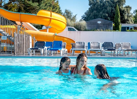 Camping Paradis Au port de l'houmeau., 4* - 18