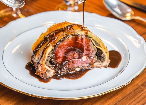 Séjournez dans la plus belle suite du domaine avec une vue panoramique - 4* - 5