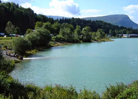 Camping de L'Île du Chéran, 3* - 9