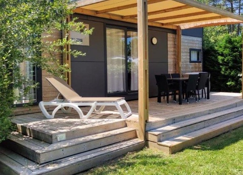 Camping Les Chèvrefeuilles, 4* - 25