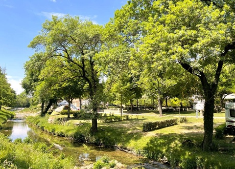 Camping de la Claysse, 4* - 5