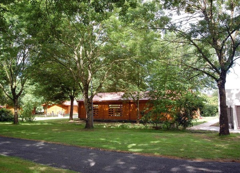 Camping Les 2 Salamandres, 2* - 44