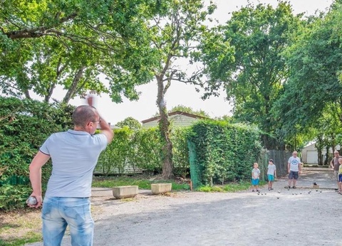 Camping La Roseraie, 4* - 53