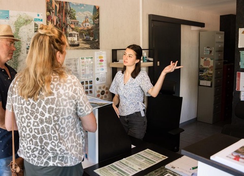 Flower Camping La Steniole, 4* - 33