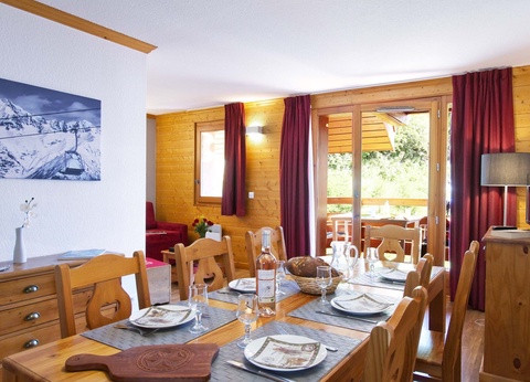 Résidence Référence Le Hameau et les Chalets de la Vallée d'Or - 5