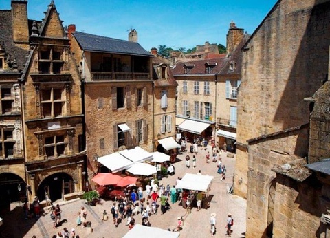 Flower Camping Les Berges de la Dordogne, 3* - 33