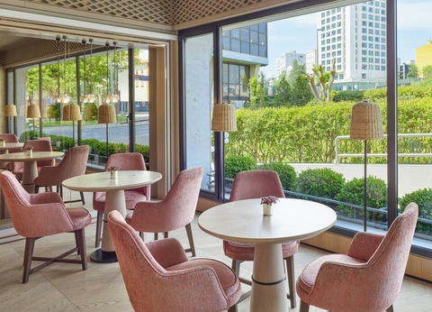 Mövenpick Hotel Istanbul Bosphorus 5* - 19