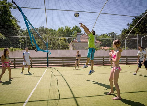 Camping Le Petit Rocher - 14