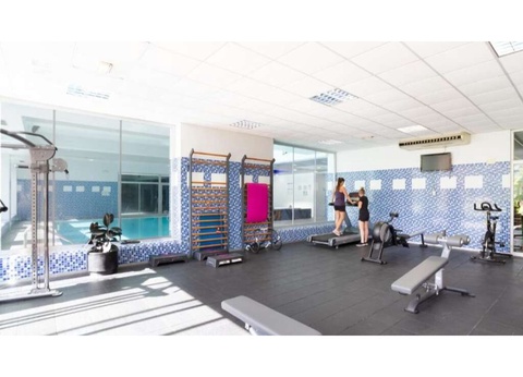 Séjour en famille dans un appartement avec des billets pour Ferrari Land et PortAventura Park - 17