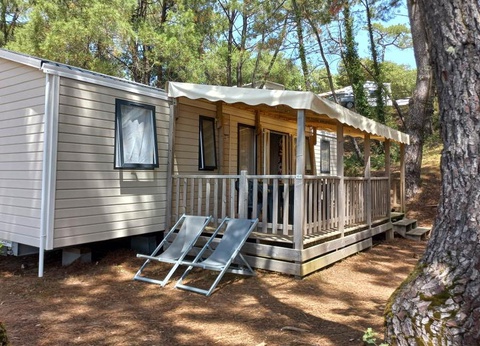 Camping Parfums d'Eté 4* - 35