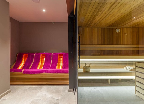 Carrefour: détente deluxe 4* en chambre supérieure à Mons - 4* - 8