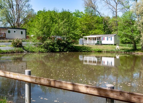 Camping les Etangs du Plessac 4* - 61