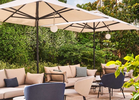 Week-end romantique en chambre supérieure à Versailles - 4* - 3