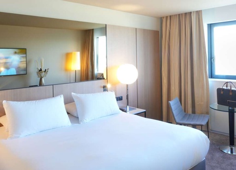 Esacapade à Bordeaux Lac - 4* - 12