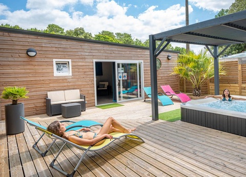 Flower Camping Au Bois des Biches, 4* - 18