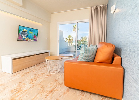 Hôtel Hovima La Pinta Beachfront Family Hotel 4* - 5