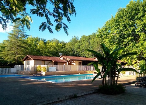 Camping Le Pech de Caumont, 3* - 5