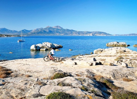 Camping Les Castors, 4* - 85