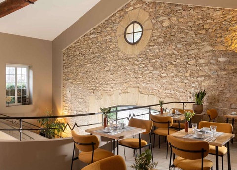 Escapade romantique avec demi-bouteille de champagne à Nîmes - 3* - 33