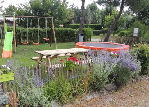 Camping de Prigny, 3* - 6