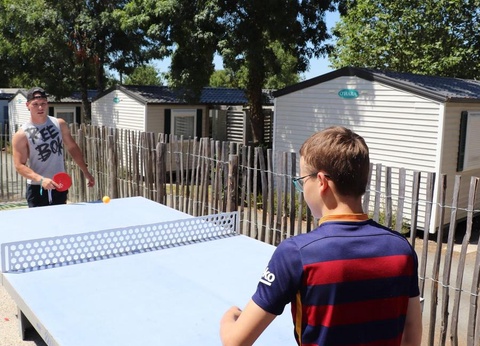 Camping Les Alouettes, 4* - 32