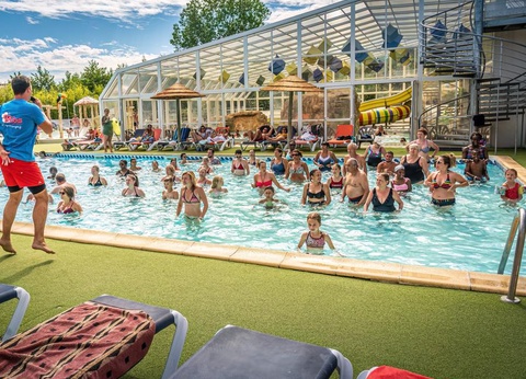 Camping Les Pirons, 5* - 28