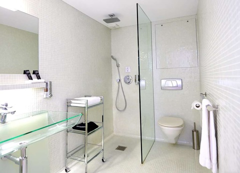 Escapade romantique avec lovebox et champagne au coeur de Nantes - 4* - 20