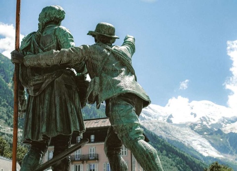 Séjour romantique avec lovebox à Chamonix - 4* - 24