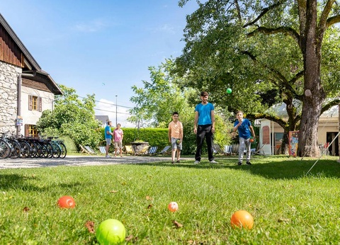 Camping Romanée - la Ferme de la Serraz, 5* - 16
