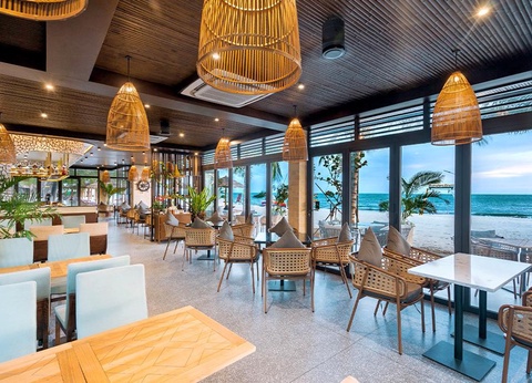 Oriental Pearl by Ôvoyages 4* - 8