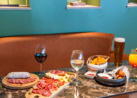 Accès 2 jours au Futuroscope avec hébergement à 2 minutes en voiture - 3* - 17