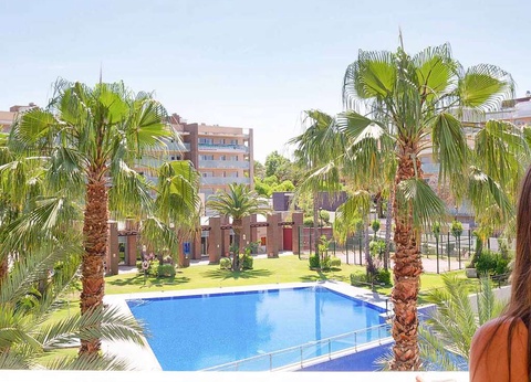 Séjour en famille dans un appartement avec des billets pour Ferrari Land et PortAventura Park - 2