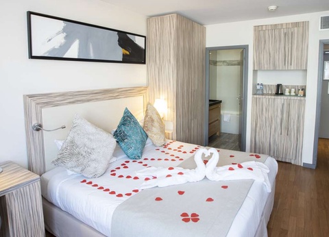 ÉChappée relaxante au coeur de Cannes avec accès au spa - 4* - 29