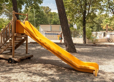 Camping Domaine de la Sainte Baume, 4* - 4