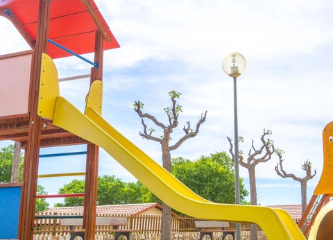 Camping Ametlla, 4* - 11