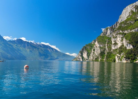 Autotour La Région des Lacs du Nord 3/4* - 9